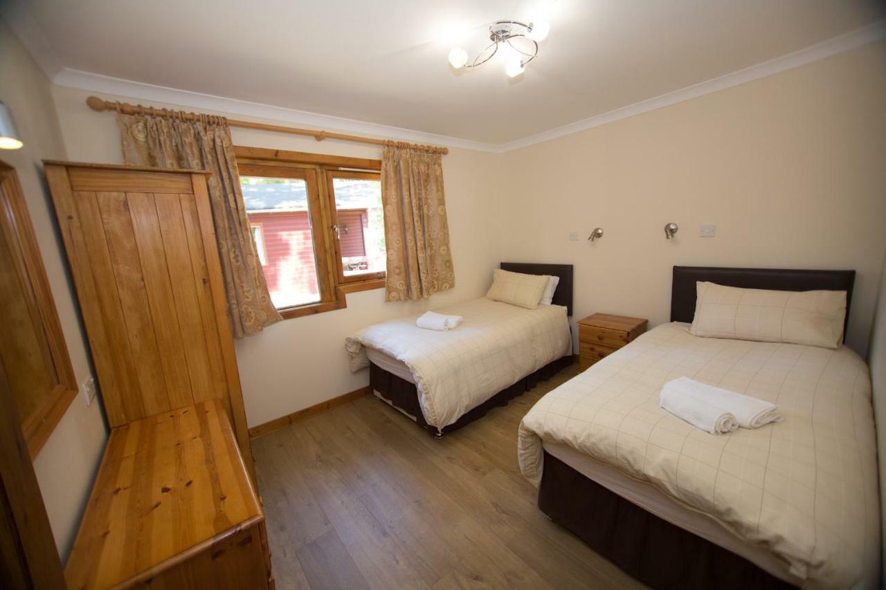 Invercauld Lodges Ballater Exterior foto